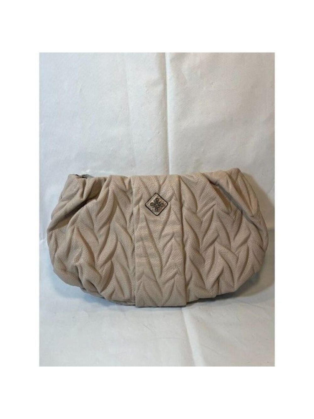 SIMPLY Vera Vera Wang taupe Pleated Clutch Faux Leather Organizer